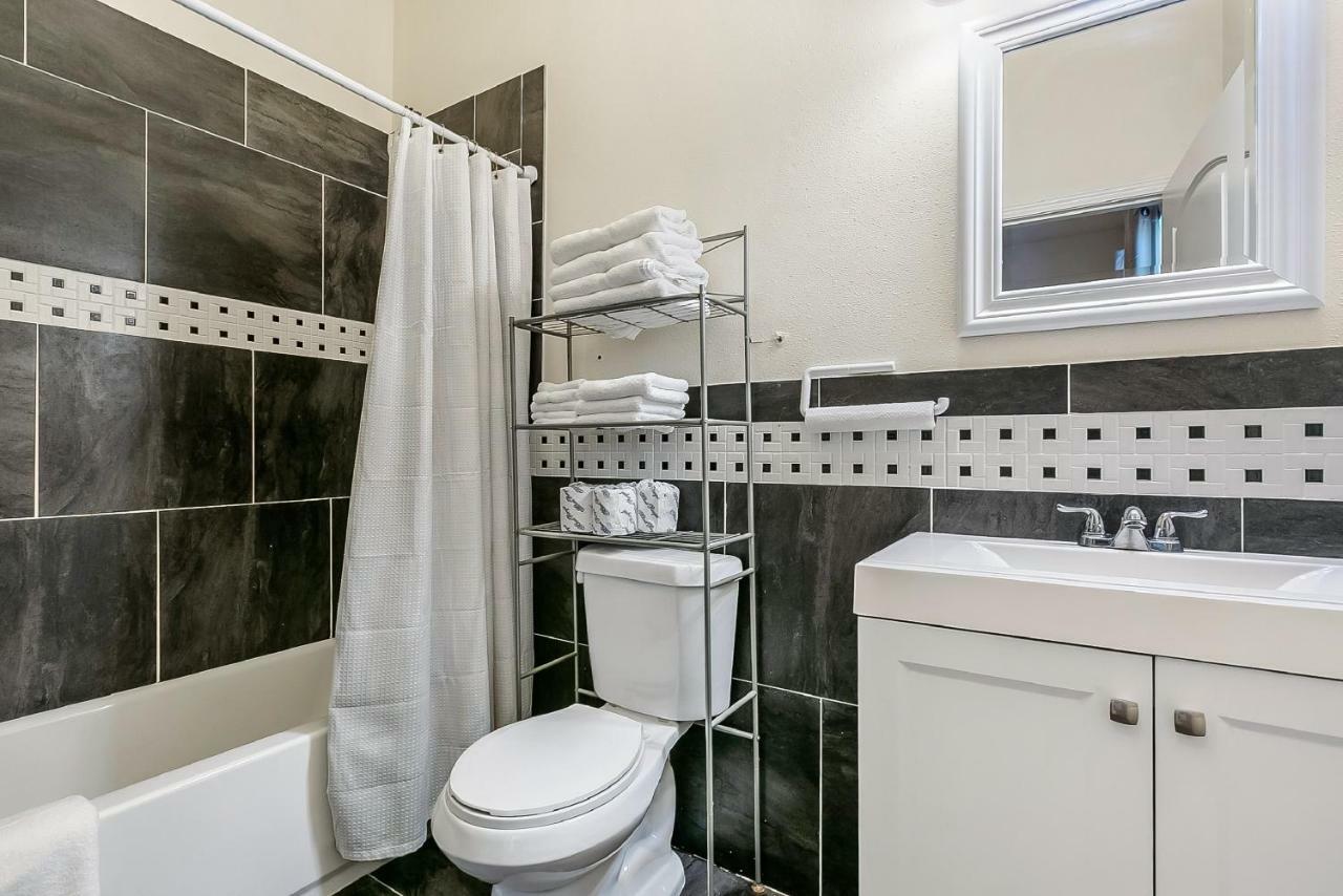 Spacious 3BR/2.5BATH Condo in Great location Nueva Orleans Exterior foto