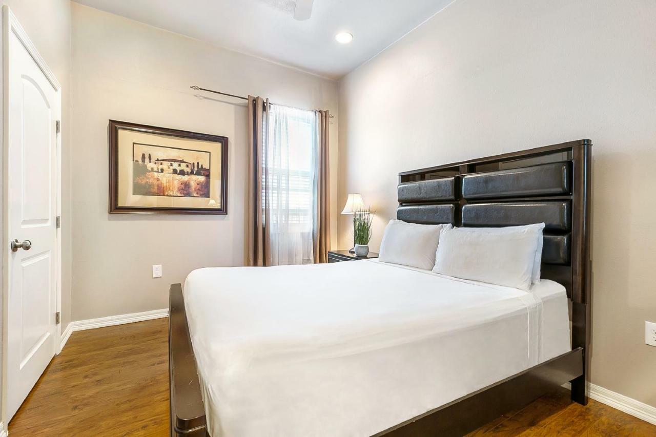 Spacious 3BR/2.5BATH Condo in Great location Nueva Orleans Exterior foto